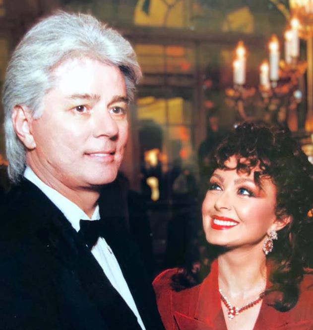 Michael Ciminella's ex-wife Naomi Judd and her second husband Larry Strickland