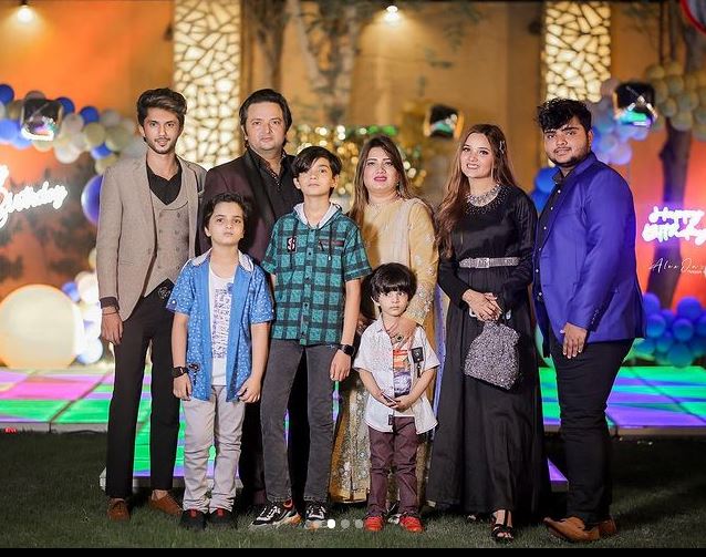 Rabeeca Khan with her family members